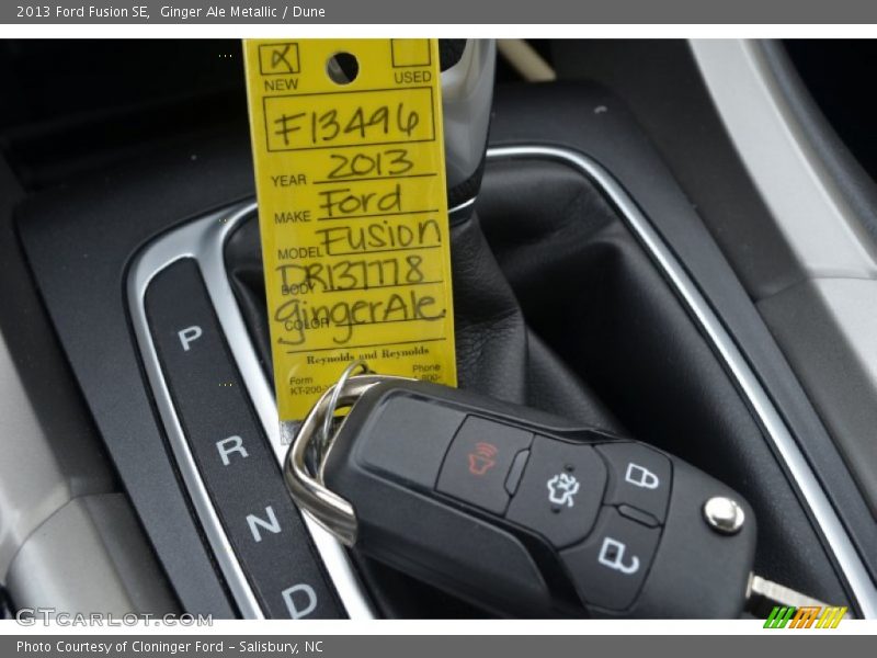 Ginger Ale Metallic / Dune 2013 Ford Fusion SE