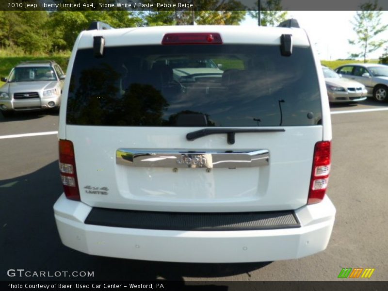 Stone White / Pastel Pebble Beige 2010 Jeep Liberty Limited 4x4