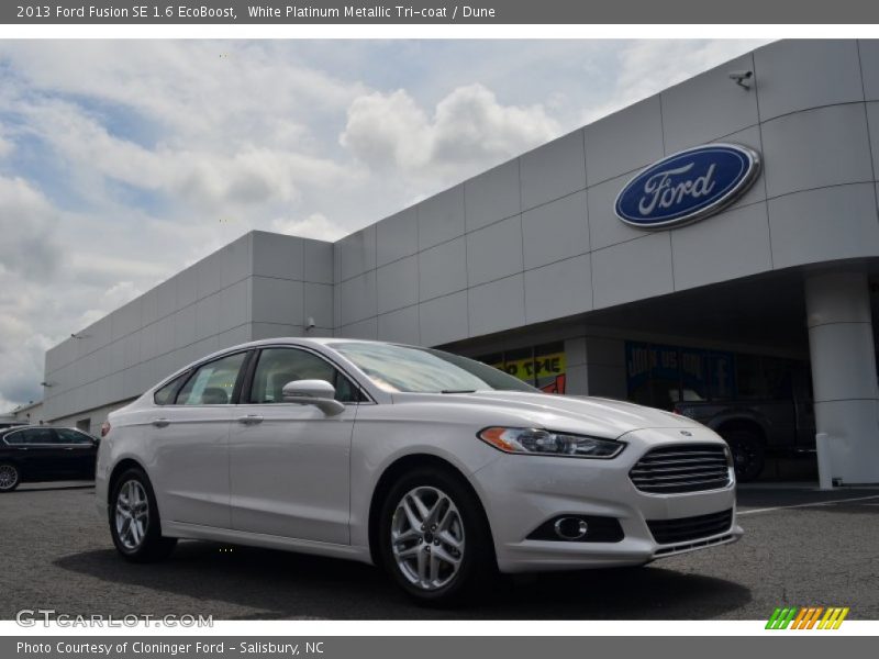 White Platinum Metallic Tri-coat / Dune 2013 Ford Fusion SE 1.6 EcoBoost