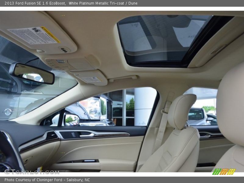 White Platinum Metallic Tri-coat / Dune 2013 Ford Fusion SE 1.6 EcoBoost