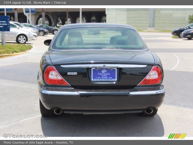 Ebony Black / Charcoal 2004 Jaguar XJ XJ8