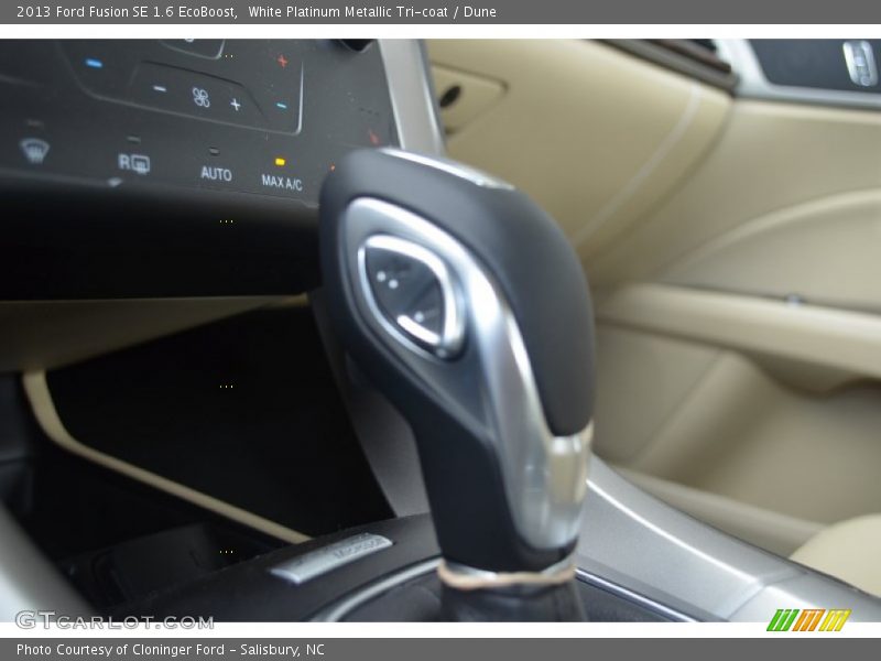 White Platinum Metallic Tri-coat / Dune 2013 Ford Fusion SE 1.6 EcoBoost