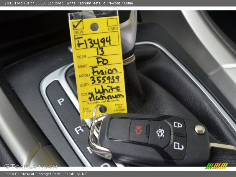 White Platinum Metallic Tri-coat / Dune 2013 Ford Fusion SE 1.6 EcoBoost