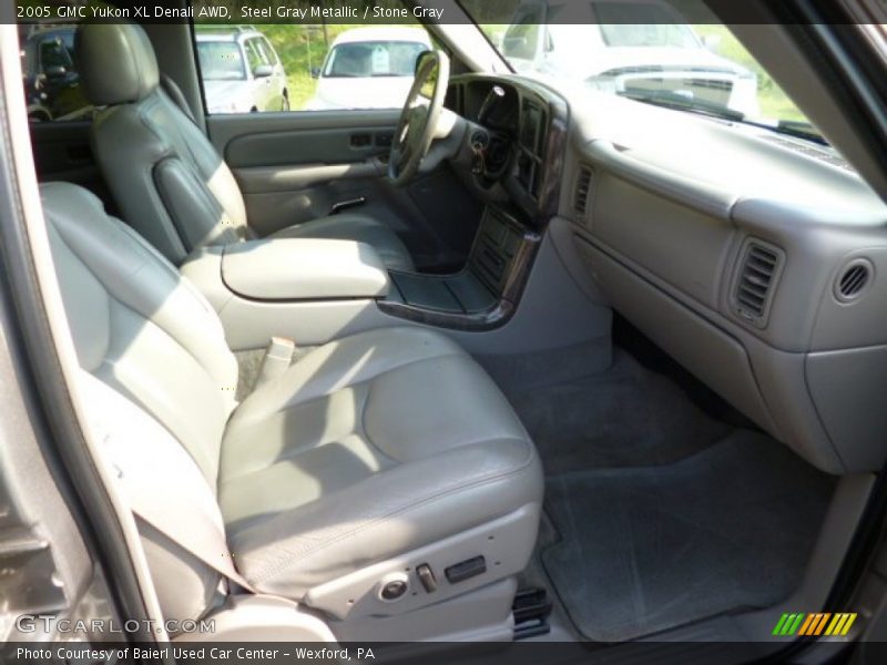 Steel Gray Metallic / Stone Gray 2005 GMC Yukon XL Denali AWD