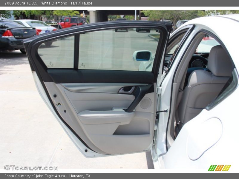 White Diamond Pearl / Taupe 2009 Acura TL 3.5