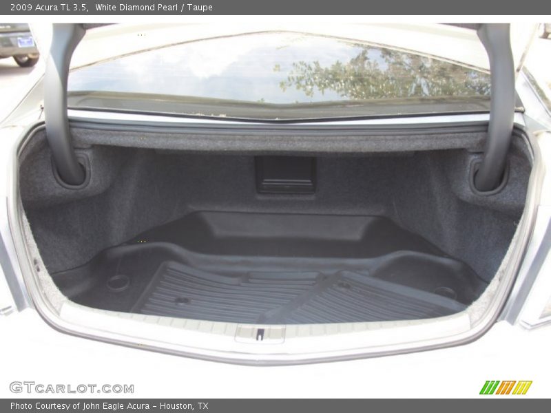 White Diamond Pearl / Taupe 2009 Acura TL 3.5