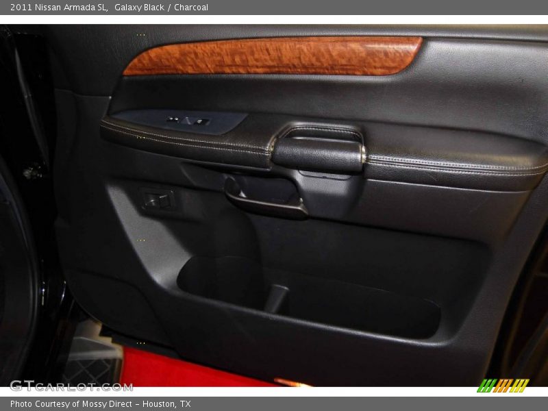 Galaxy Black / Charcoal 2011 Nissan Armada SL