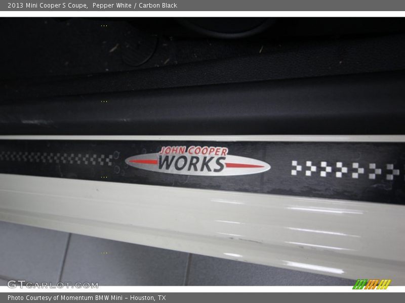 Pepper White / Carbon Black 2013 Mini Cooper S Coupe