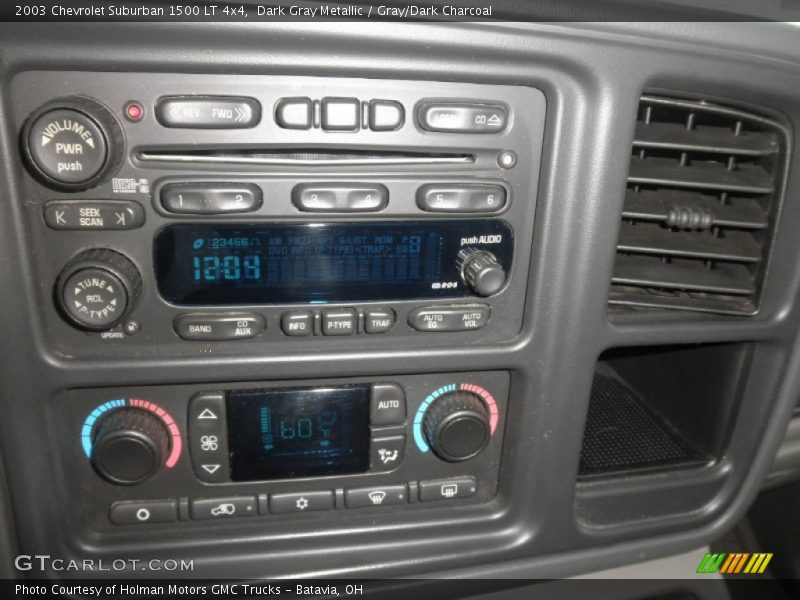 Controls of 2003 Suburban 1500 LT 4x4