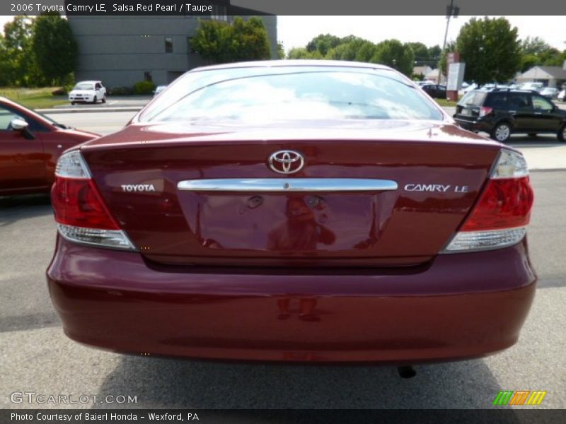 Salsa Red Pearl / Taupe 2006 Toyota Camry LE