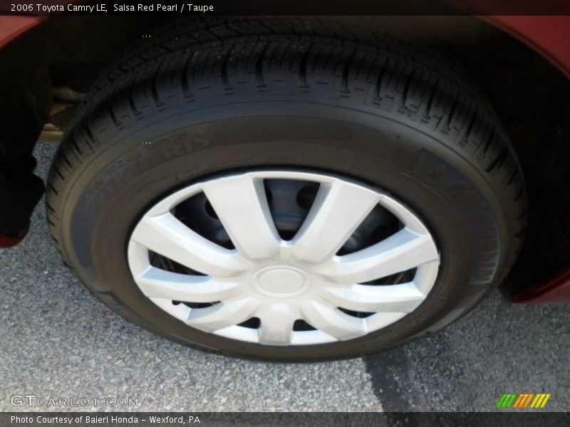 Salsa Red Pearl / Taupe 2006 Toyota Camry LE