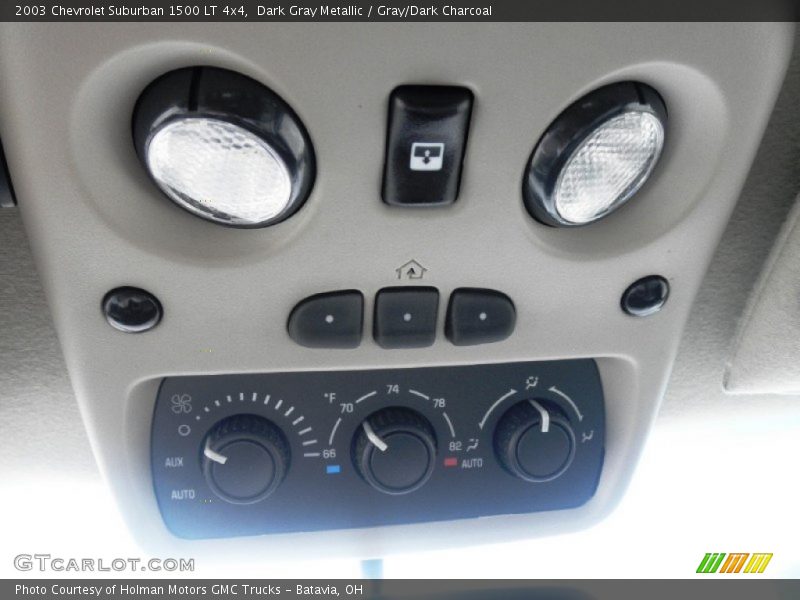 Controls of 2003 Suburban 1500 LT 4x4