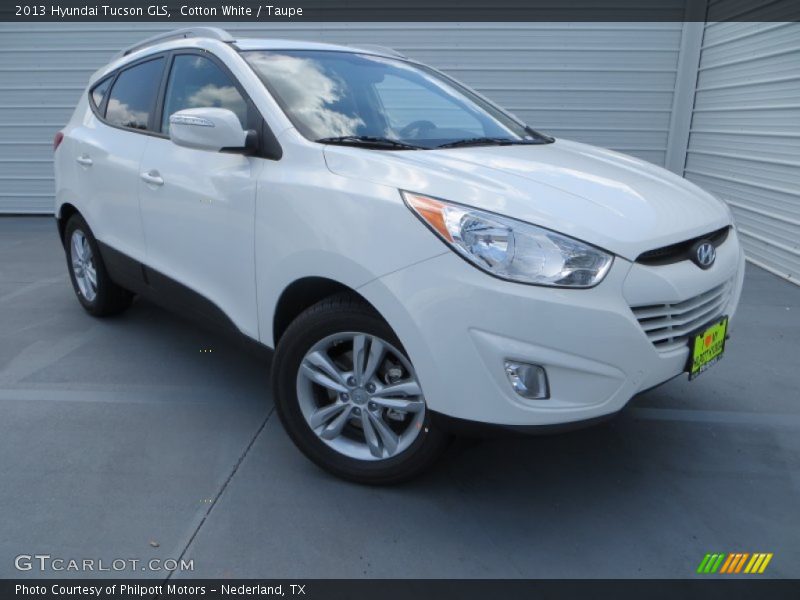 Cotton White / Taupe 2013 Hyundai Tucson GLS