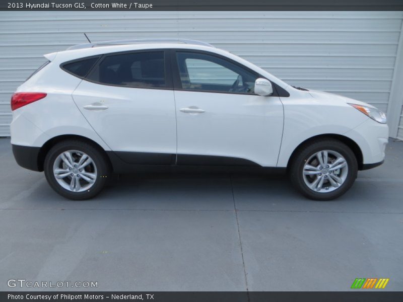 Cotton White / Taupe 2013 Hyundai Tucson GLS