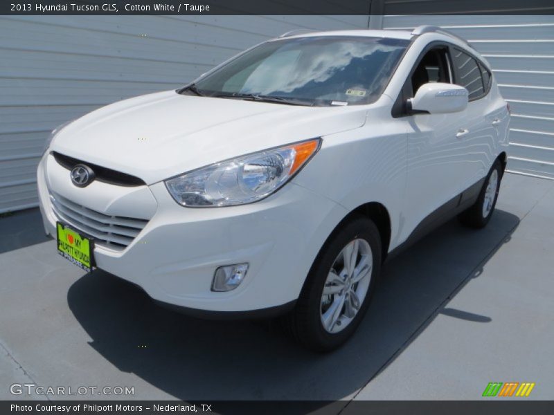 Cotton White / Taupe 2013 Hyundai Tucson GLS