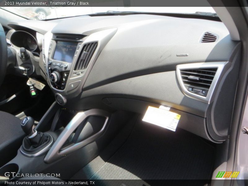 Triathlon Gray / Black 2013 Hyundai Veloster