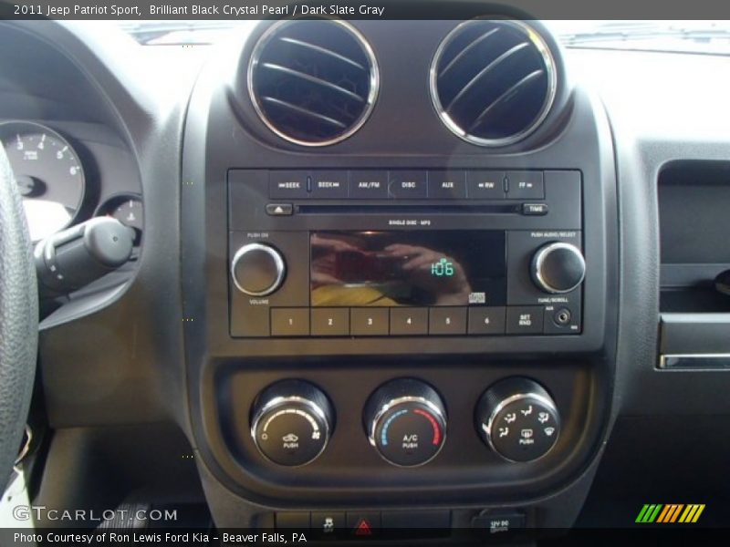 Brilliant Black Crystal Pearl / Dark Slate Gray 2011 Jeep Patriot Sport