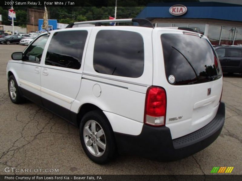 Polar White / Tan 2007 Saturn Relay 3
