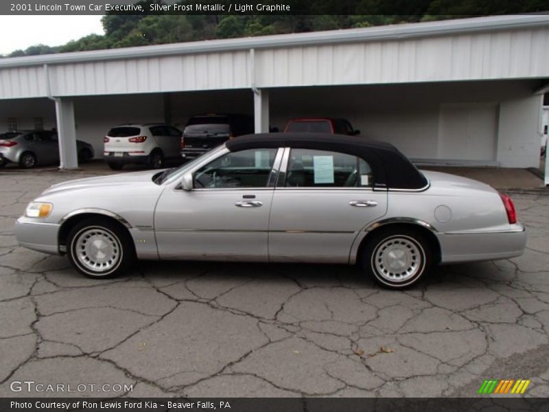 Silver Frost Metallic / Light Graphite 2001 Lincoln Town Car Executive