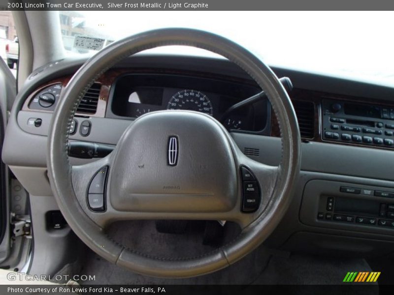 Silver Frost Metallic / Light Graphite 2001 Lincoln Town Car Executive