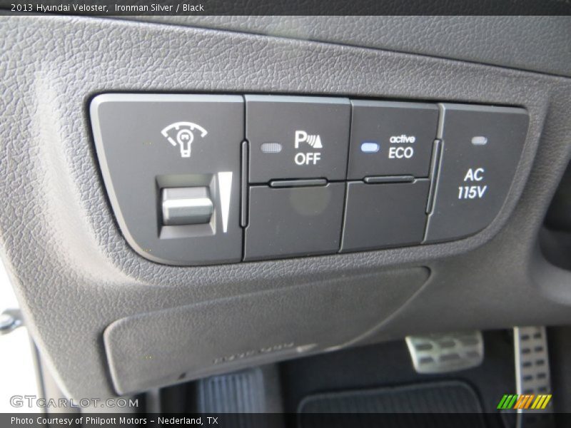Controls of 2013 Veloster 