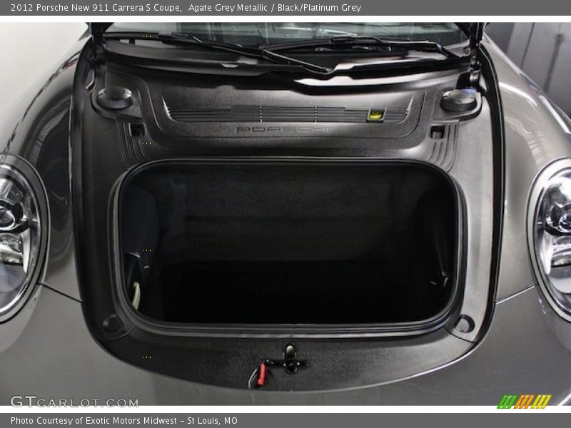  2012 New 911 Carrera S Coupe Trunk