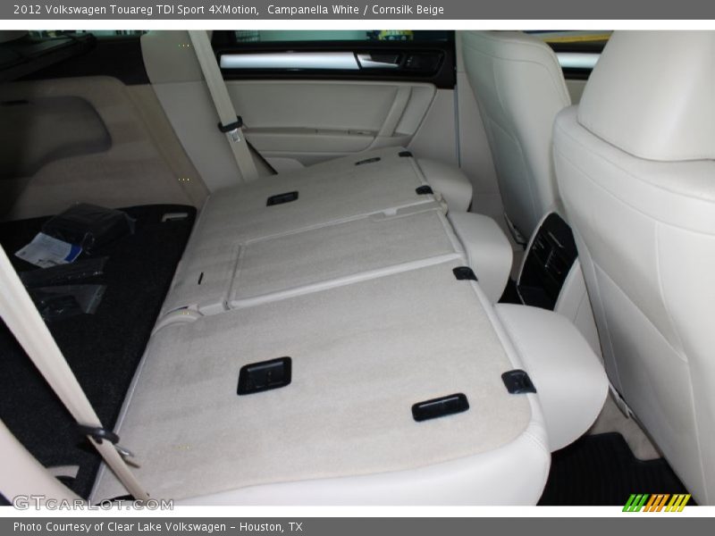 Campanella White / Cornsilk Beige 2012 Volkswagen Touareg TDI Sport 4XMotion