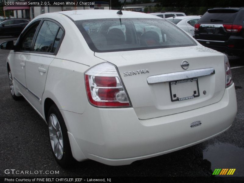 Aspen White / Charcoal 2010 Nissan Sentra 2.0 S
