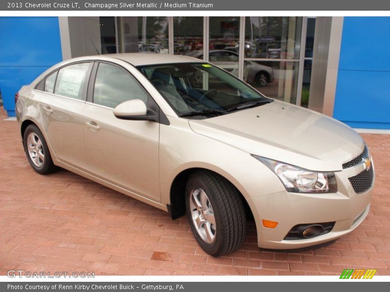 Champagne Silver Metallic / Medium Titanium 2013 Chevrolet Cruze LT