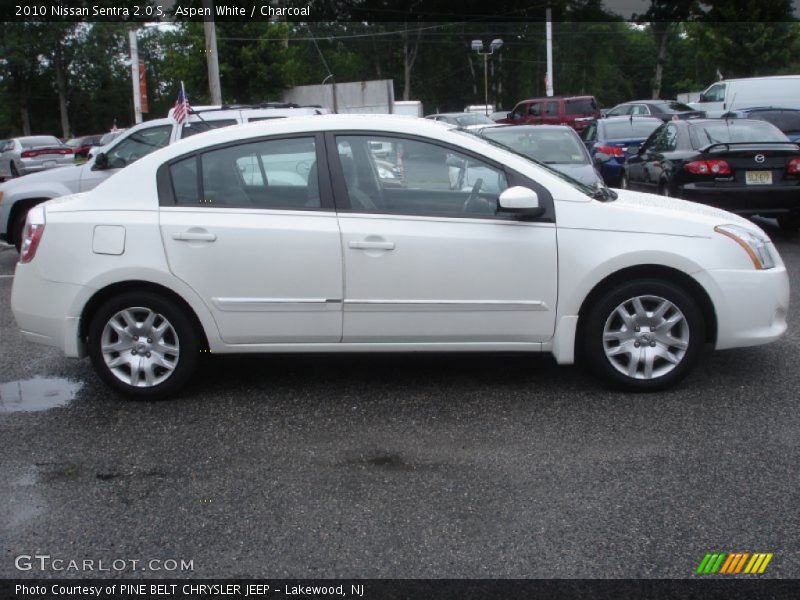 Aspen White / Charcoal 2010 Nissan Sentra 2.0 S