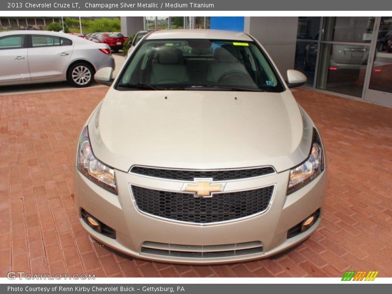 Champagne Silver Metallic / Medium Titanium 2013 Chevrolet Cruze LT