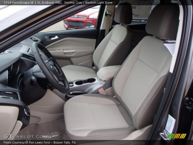 Front Seat of 2014 Escape SE 1.6L EcoBoost 4WD