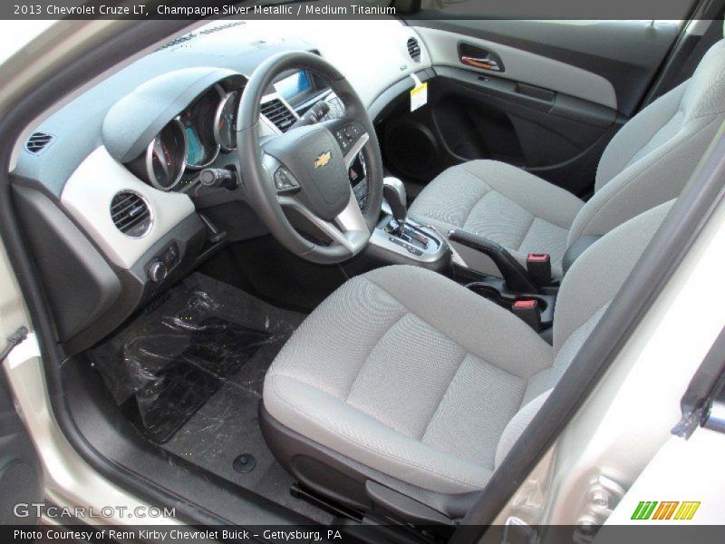 Champagne Silver Metallic / Medium Titanium 2013 Chevrolet Cruze LT