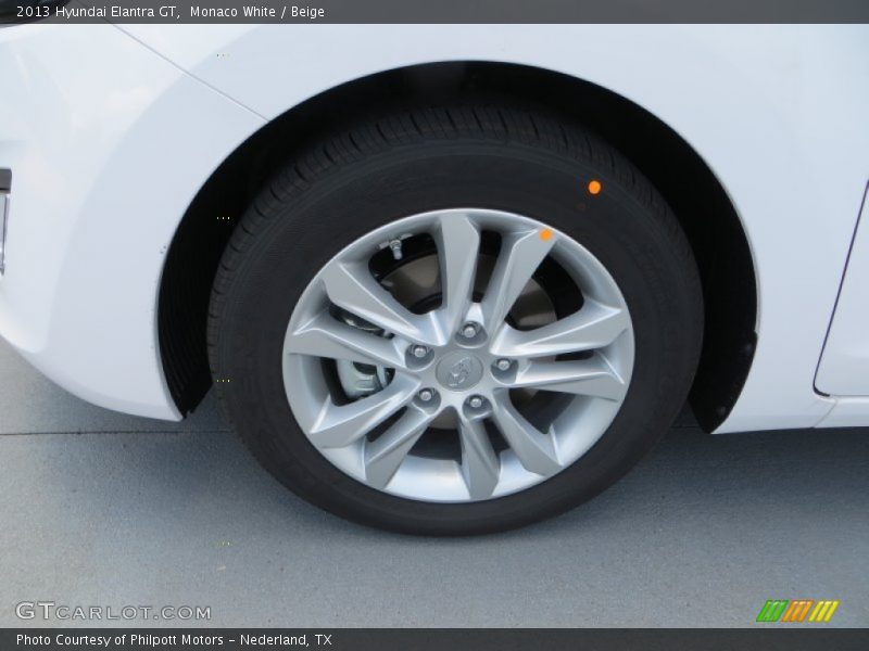 Monaco White / Beige 2013 Hyundai Elantra GT
