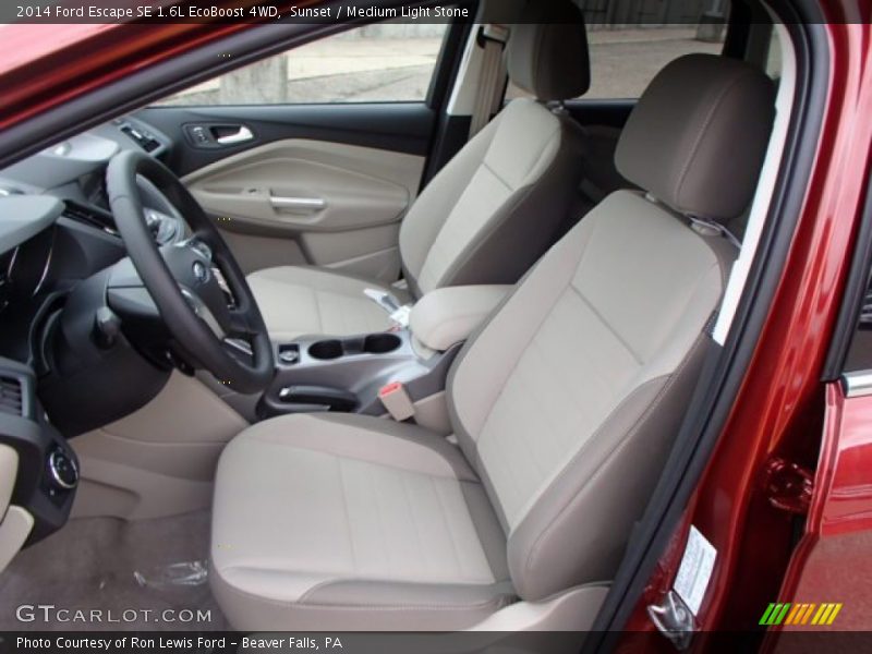 Front Seat of 2014 Escape SE 1.6L EcoBoost 4WD