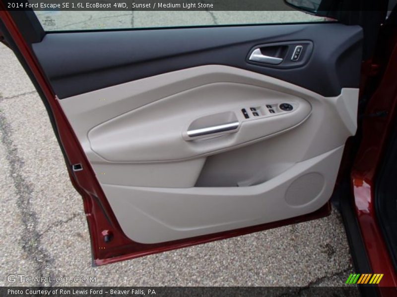 Door Panel of 2014 Escape SE 1.6L EcoBoost 4WD