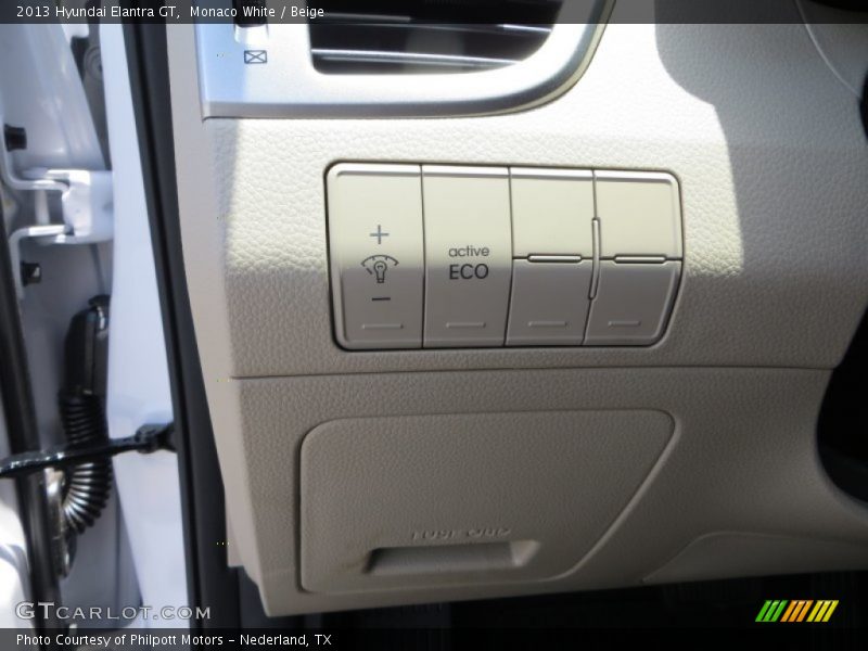 Monaco White / Beige 2013 Hyundai Elantra GT