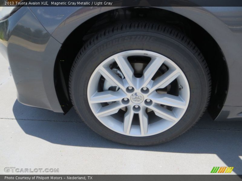 Magnetic Gray Metallic / Light Gray 2013 Toyota Avalon XLE
