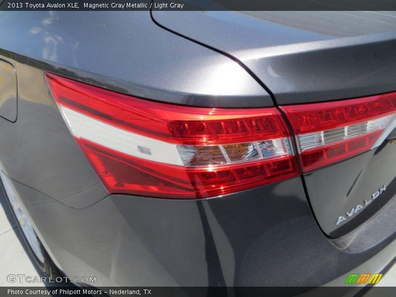 Magnetic Gray Metallic / Light Gray 2013 Toyota Avalon XLE