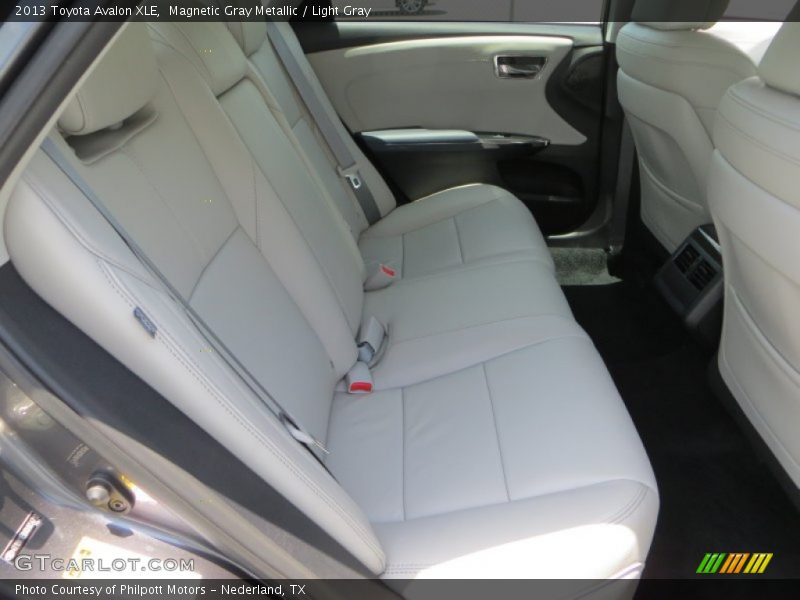 Magnetic Gray Metallic / Light Gray 2013 Toyota Avalon XLE