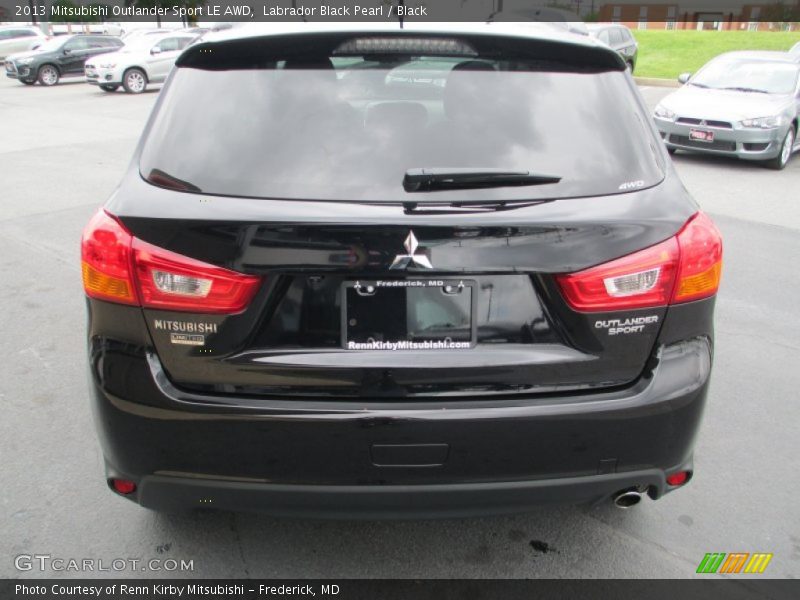 Labrador Black Pearl / Black 2013 Mitsubishi Outlander Sport LE AWD