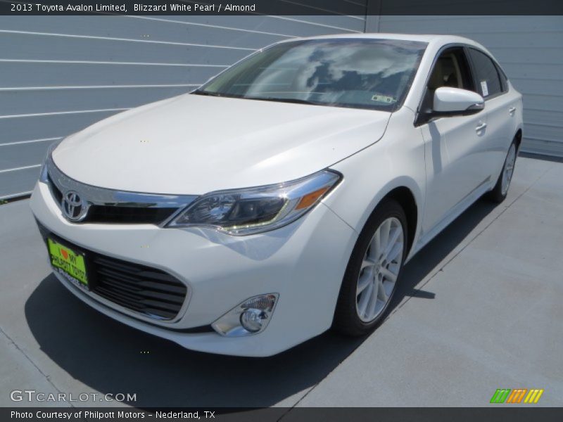 Blizzard White Pearl / Almond 2013 Toyota Avalon Limited