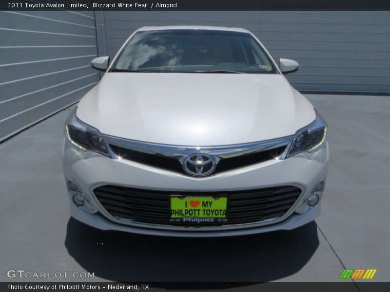 Blizzard White Pearl / Almond 2013 Toyota Avalon Limited