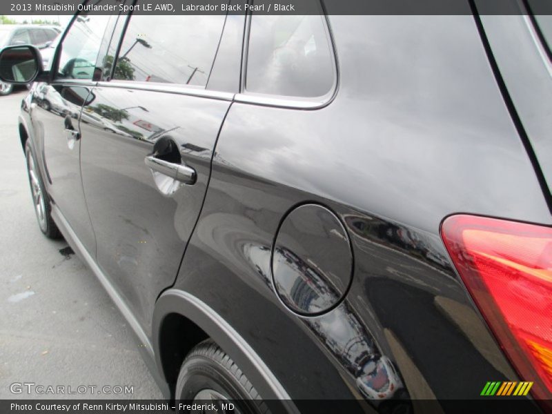 Labrador Black Pearl / Black 2013 Mitsubishi Outlander Sport LE AWD