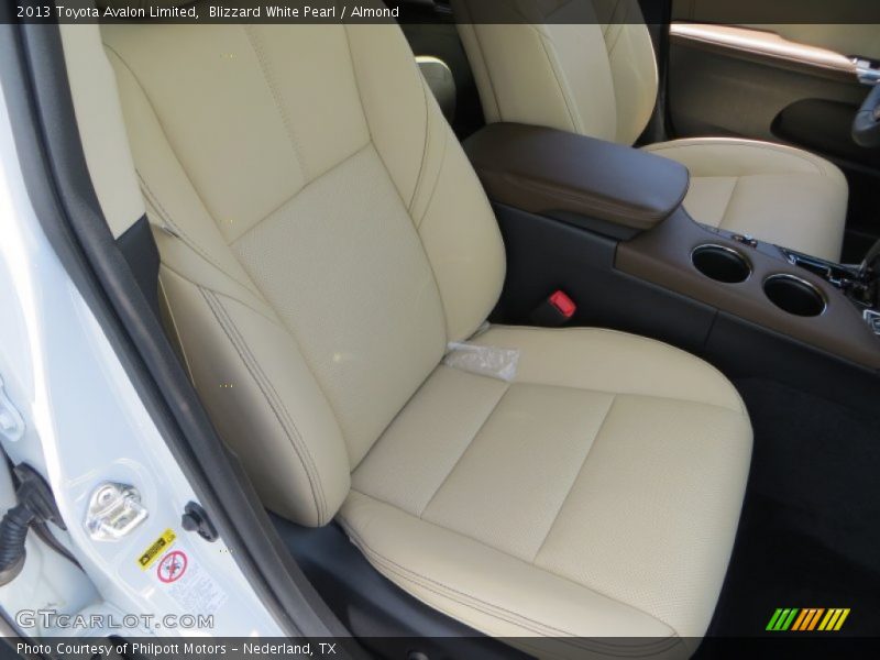Blizzard White Pearl / Almond 2013 Toyota Avalon Limited
