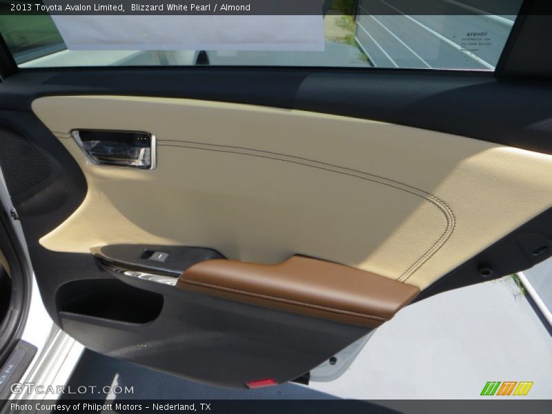 Blizzard White Pearl / Almond 2013 Toyota Avalon Limited