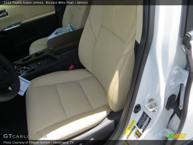 Blizzard White Pearl / Almond 2013 Toyota Avalon Limited