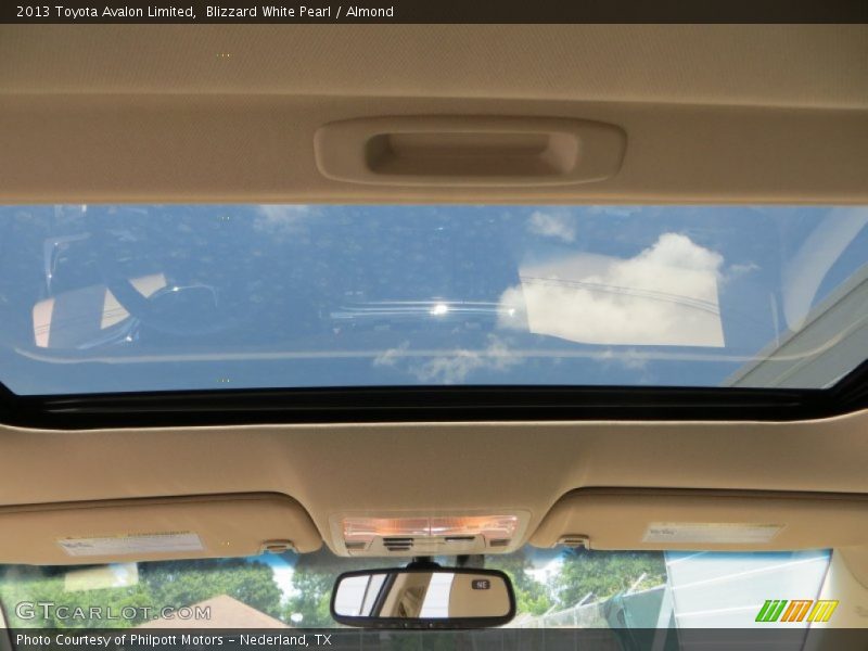 Blizzard White Pearl / Almond 2013 Toyota Avalon Limited