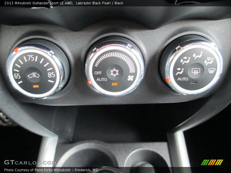 Labrador Black Pearl / Black 2013 Mitsubishi Outlander Sport LE AWD