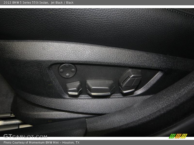 Jet Black / Black 2013 BMW 5 Series 550i Sedan